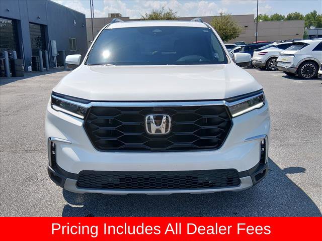 Used 2025 Honda Pilot Elite image 8
