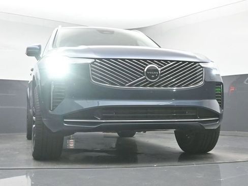New 2026 Volvo XC90 B6 Ultra w/ Protection Package image 39
