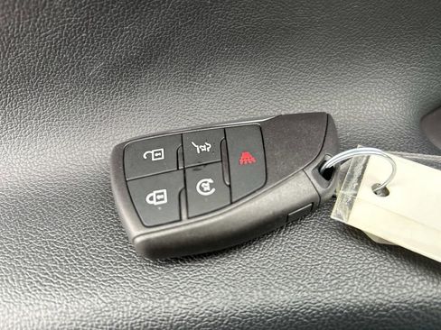 Used 2024 Chevrolet Blazer EV LT image 16