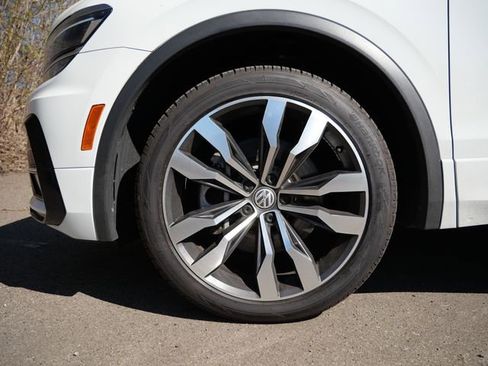 Used 2021 Volkswagen Tiguan SEL Premium R-Line AWD/4WD image 9