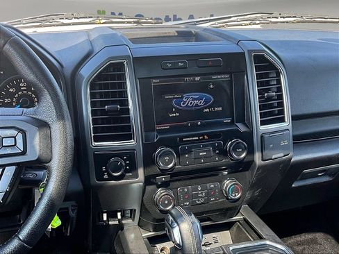 Used 2015 Ford F150 XLT w/ Equipment Group 302A Luxury AWD/4WD image 11