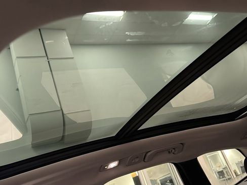 Certified 2023 Volvo XC60 B5 Plus w/ Climate Package image 25