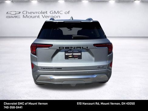 New 2026 GMC Terrain Denali w/ LPO, Black Badging Package image 4