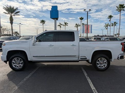 Used 2025 Chevrolet Silverado 2500 High Country w/ High Country Premium Package image 7