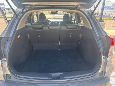 Used 2019 Honda HR-V EX-L image 12