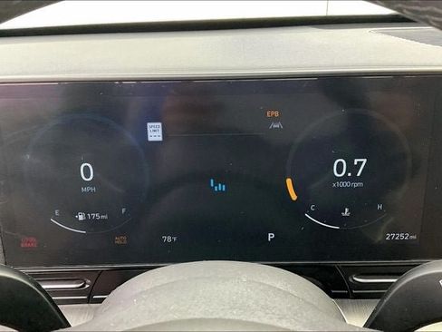 Certified 2024 Hyundai Kona SEL w/ Convenience Package AWD/4WD image 24