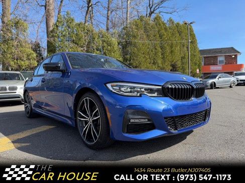 Used 2019 BMW 330i xDrive Sedan w/ M Sport Package AWD/4WD image 11