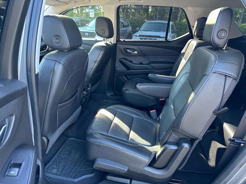 Used 2018 Chevrolet Traverse LT AWD/4WD image 12