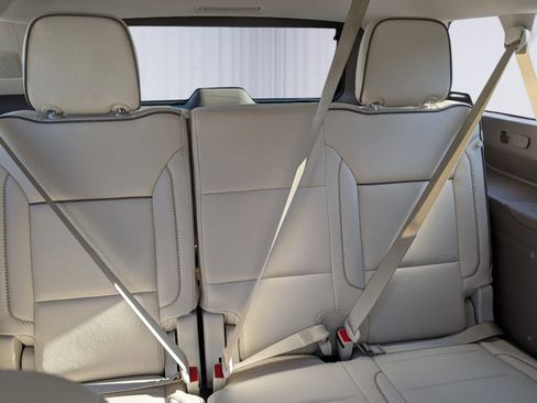 Certified 2023 GMC Yukon XL Denali w/ Denali Reserve Package image 12