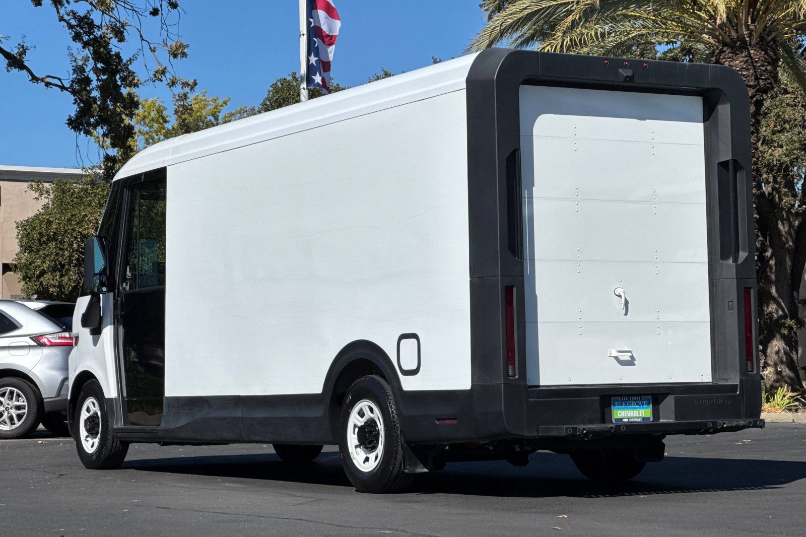Used 2023 Chevrolet Brightdrop 600 w/ Active Safety Package 2 AWD/4WD image 5