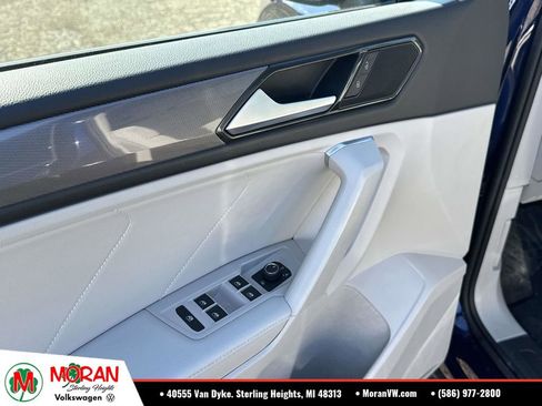 Certified 2023 Volkswagen Tiguan SE w/ Panoramic Sunroof Package AWD/4WD image 20