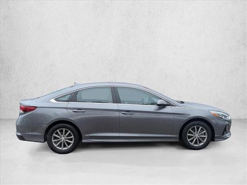 Used 2019 Hyundai Sonata SE FWD image 4