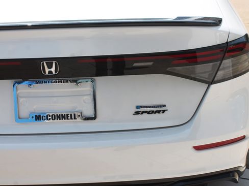 Used 2024 Honda Accord Sport image 5