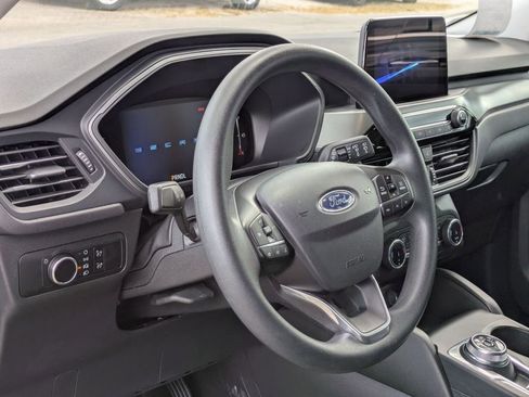 Used 2025 Ford Escape Active FWD image 14