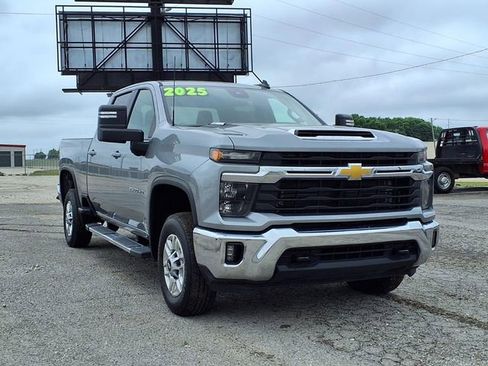 Used 2025 Chevrolet Silverado 2500 LT w/ Convenience Package AWD/4WD image 23