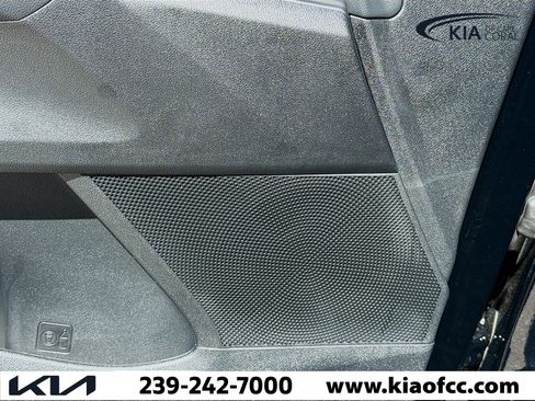 New 2026 Kia Sorento LX image 21