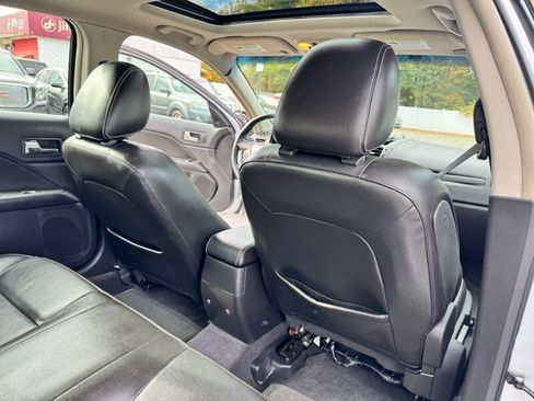 Used 2010 Ford Fusion SEL image 40