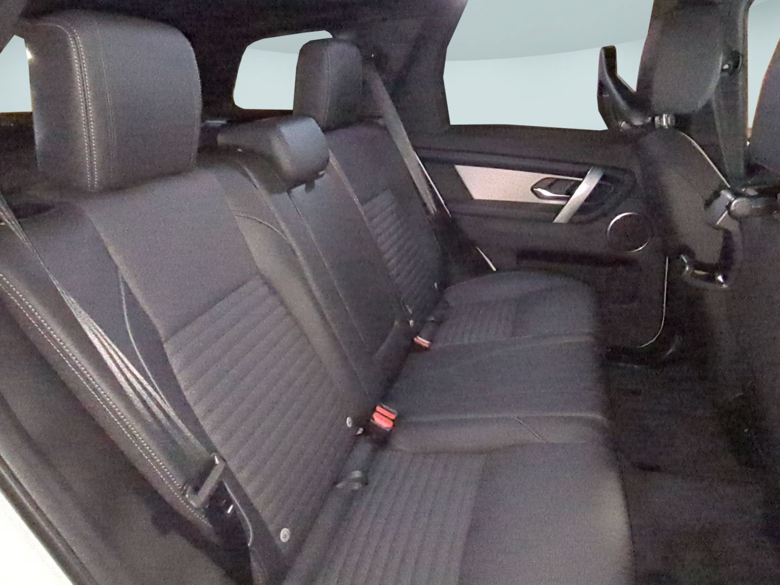 New 2026 Land Rover Discovery Sport Landmark AWD/4WD image 29