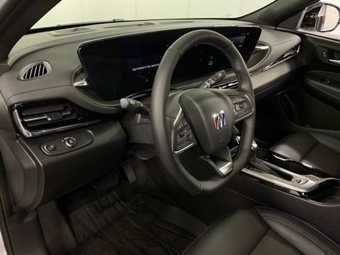 Used 2024 Buick Envista Sport Touring w/ Convenience I Package image 18