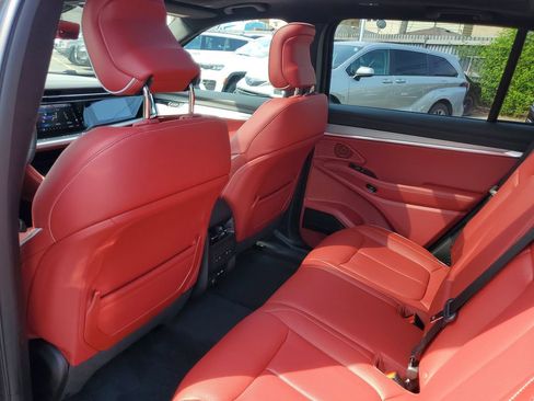 Used 2024 Jeep Wagoneer Launch Edition AWD/4WD image 11