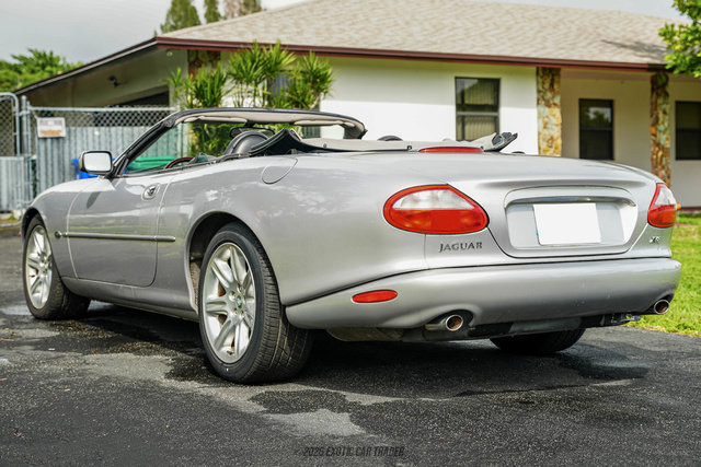 Used 2000 Jaguar XK8 Convertible RWD image 5