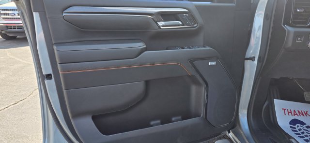 Used 2025 GMC Sierra 2500 AT4 w/ AT4 Premium Plus Package AWD/4WD image 8