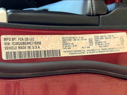 Used 2024 Jeep Grand Cherokee Limited image 34