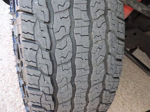 Certified 2024 GMC Sierra 2500 AT4 w/ AT4 Premium Plus Package image 11