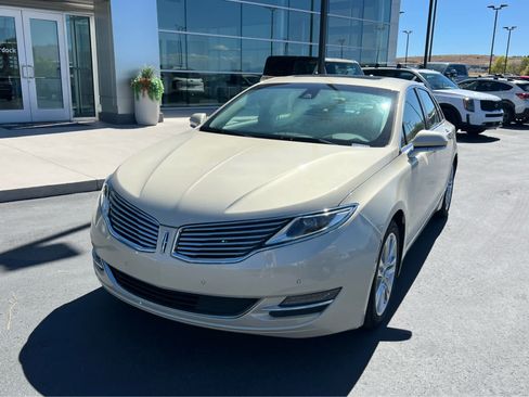 Used 2014 Lincoln MKZ Hybrid w/ Equipment Group 202A Reserve FWD image 2