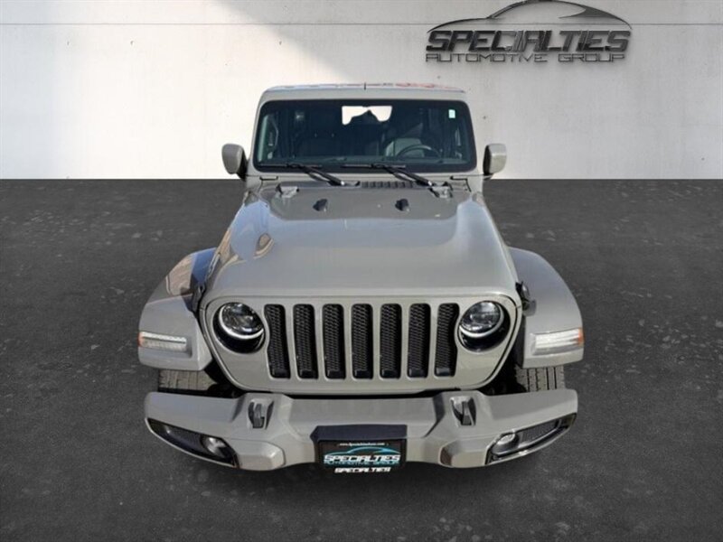 Used 2023 Jeep Wrangler Unlimited Sahara AWD/4WD image 19