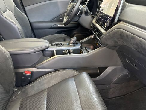 Certified 2026 Lexus TX 550h AWD Plug-In Hybrid w/ Technology Package image 21