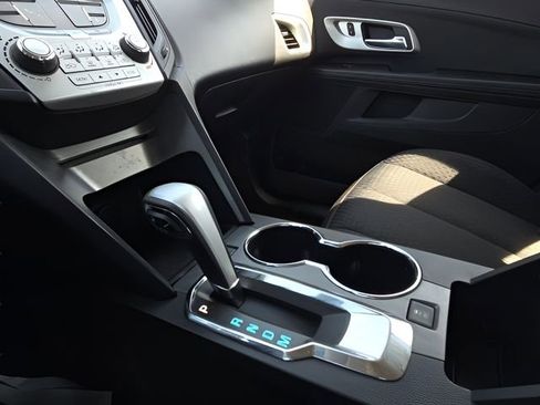 Used 2014 Chevrolet Equinox LS image 23