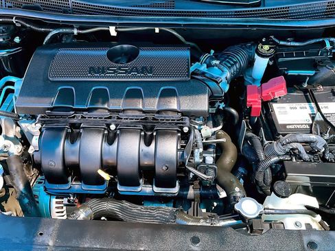 Used 2019 Nissan Sentra S FWD image 32
