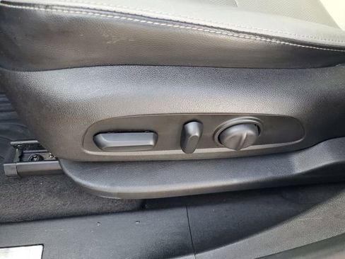 Used 2018 Chevrolet Equinox Premier AWD/4WD image 7