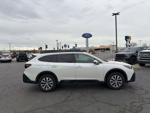 Used 2021 Subaru Outback Premium AWD/4WD image 5