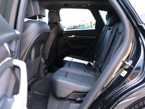 Used 2018 Audi SQ5 Prestige w/ Prestige Package AWD/4WD image 12