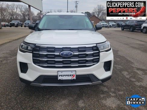 Used 2025 Ford Explorer Active image 7