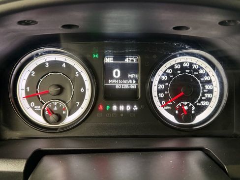 Used 2017 RAM 1500 Classic SLT AWD/4WD image 22