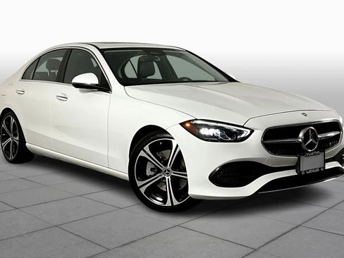 Used 2022 Mercedes-Benz C 300 Sedan image 2