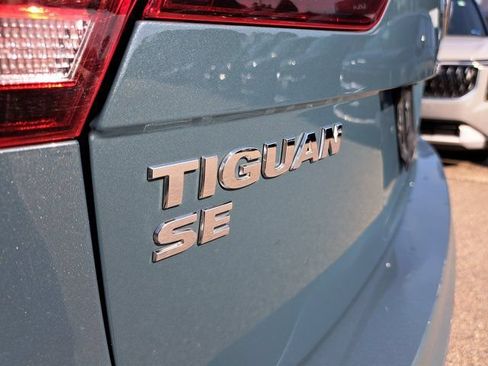 Used 2020 Volkswagen Tiguan SE FWD image 30