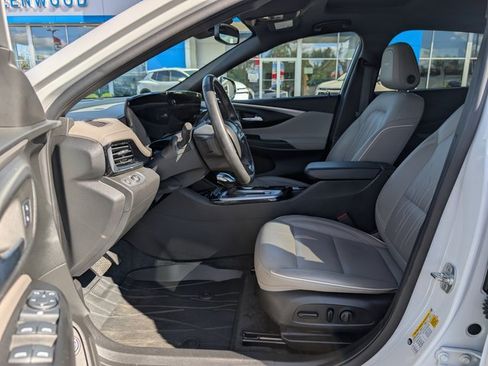 Used 2024 Buick Envista Avenir image 10
