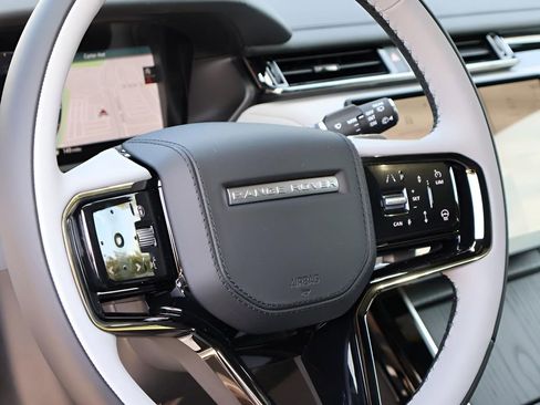 New 2026 Land Rover Range Rover Velar Dynamic SE AWD/4WD image 19
