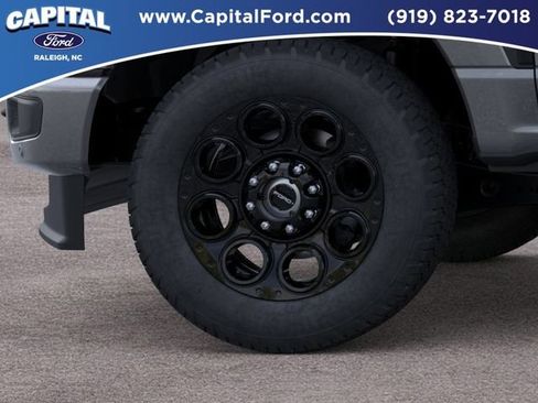 New 2026 Ford F250 Lariat w/ Black Appearance Package AWD/4WD image 20