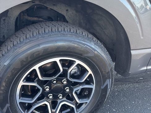 Used 2022 Ford F150 XLT w/ Equipment Group 302A High image 11