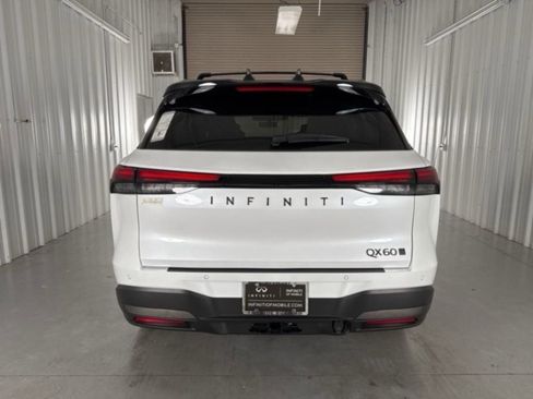 Used 2026 INFINITI QX60 Autograph w/ Dark Cargo Package AWD/4WD image 5