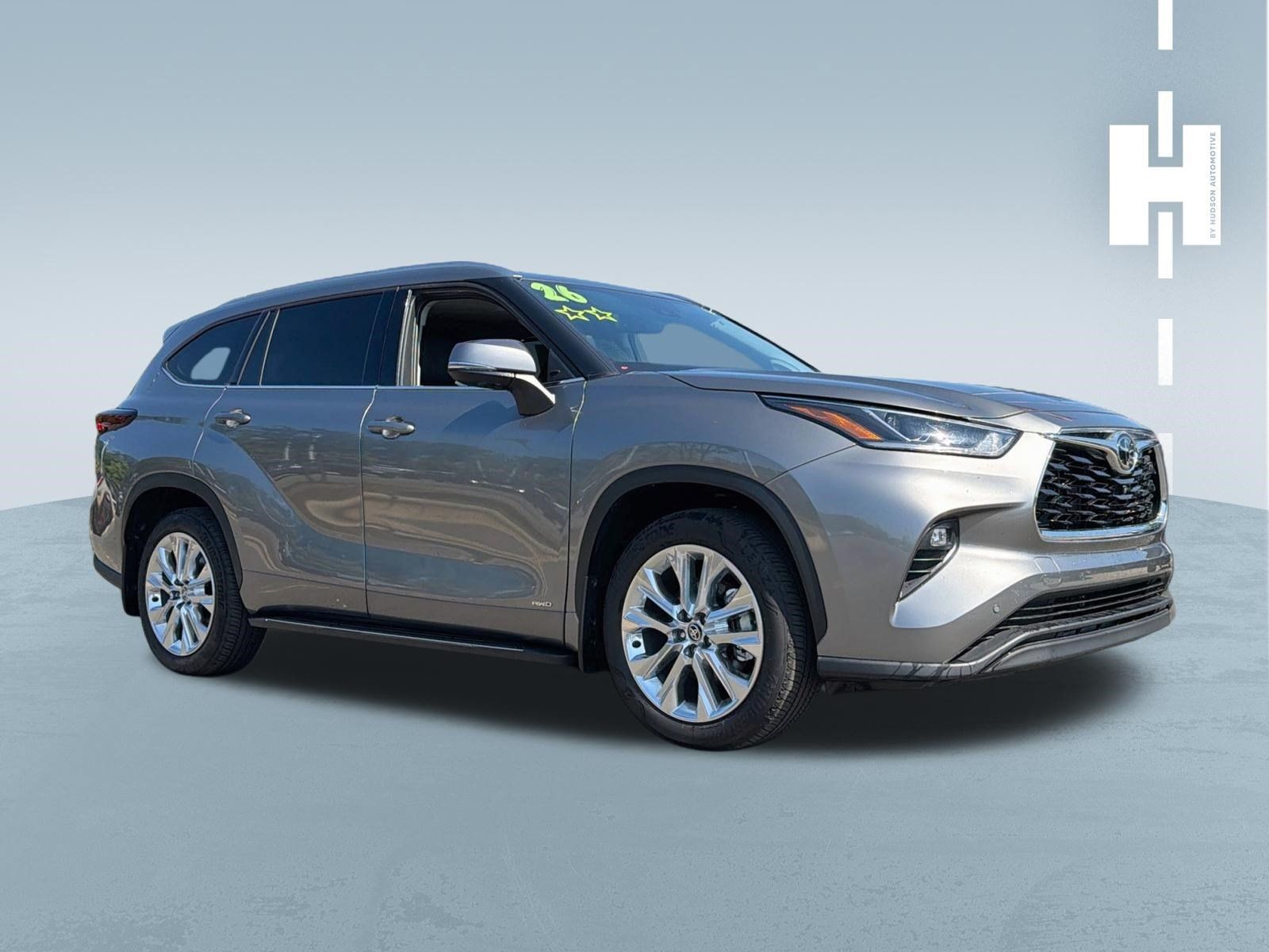 Used 2026 Toyota Highlander Limited AWD/4WD image 1