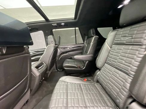 Used 2024 Cadillac Escalade V w/ LPO, ONYX Package AWD/4WD image 8