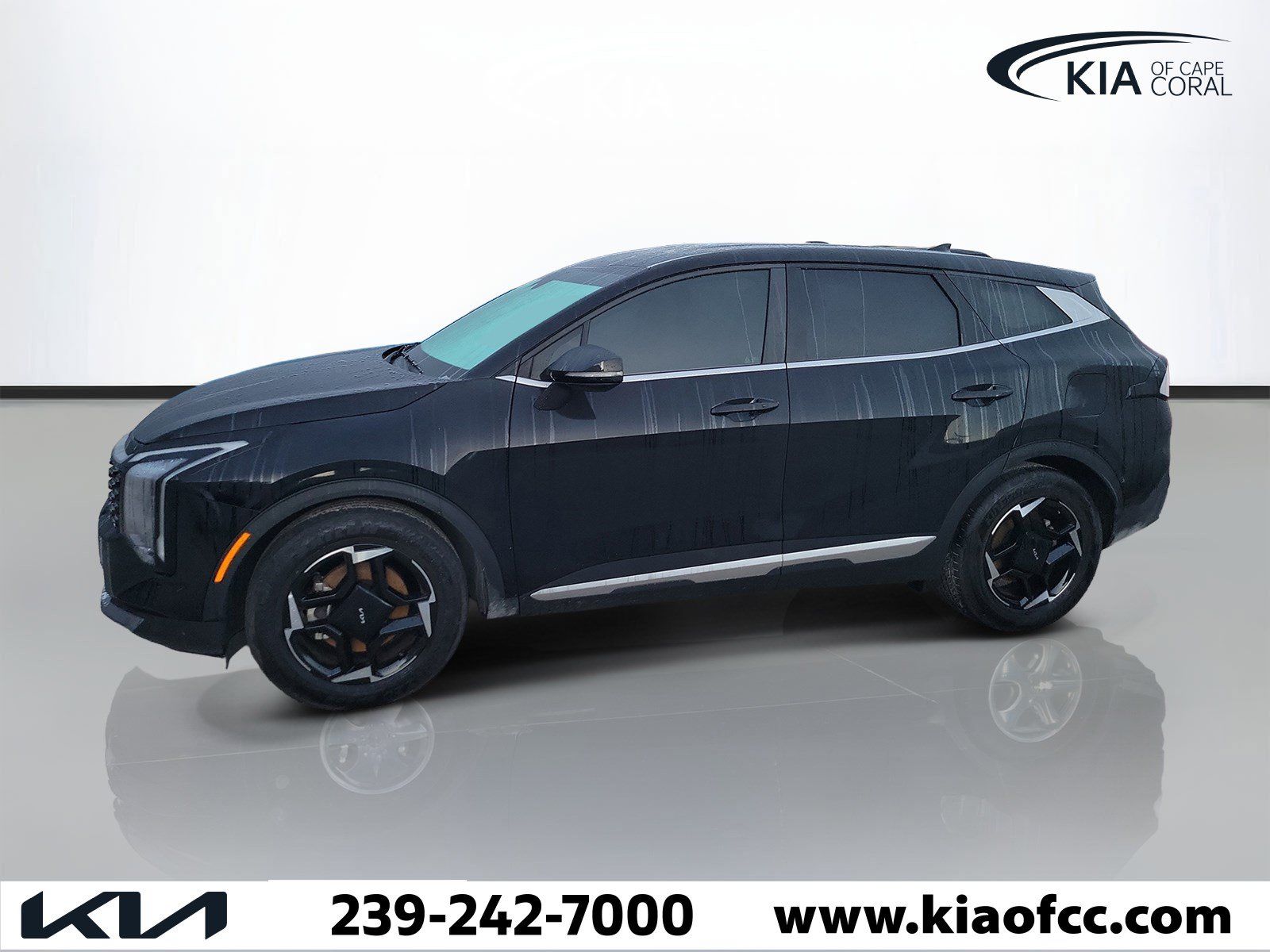 Certified 2026 Kia Sportage EX FWD image 4