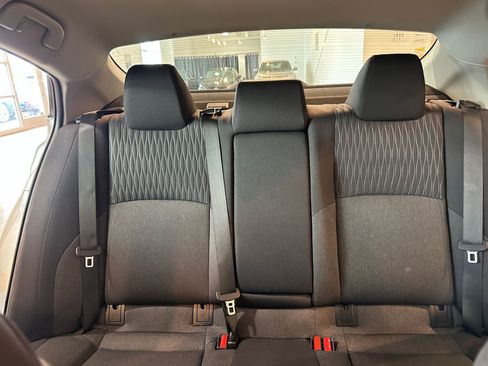 Used 2025 Toyota Camry LE image 38