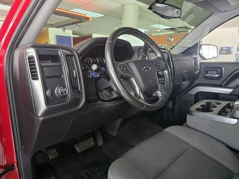 Used 2014 Chevrolet Silverado 1500 LT w/ LT Convenience Package RWD image 9